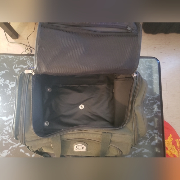 Globetrotter Duffle Bag - Picture 6 of 6